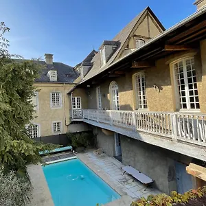  Homestay La Maison Aux Murs Anciens Et Ses