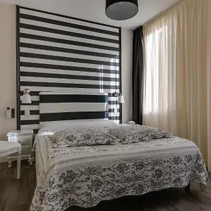 3* Hotel Henri Iv