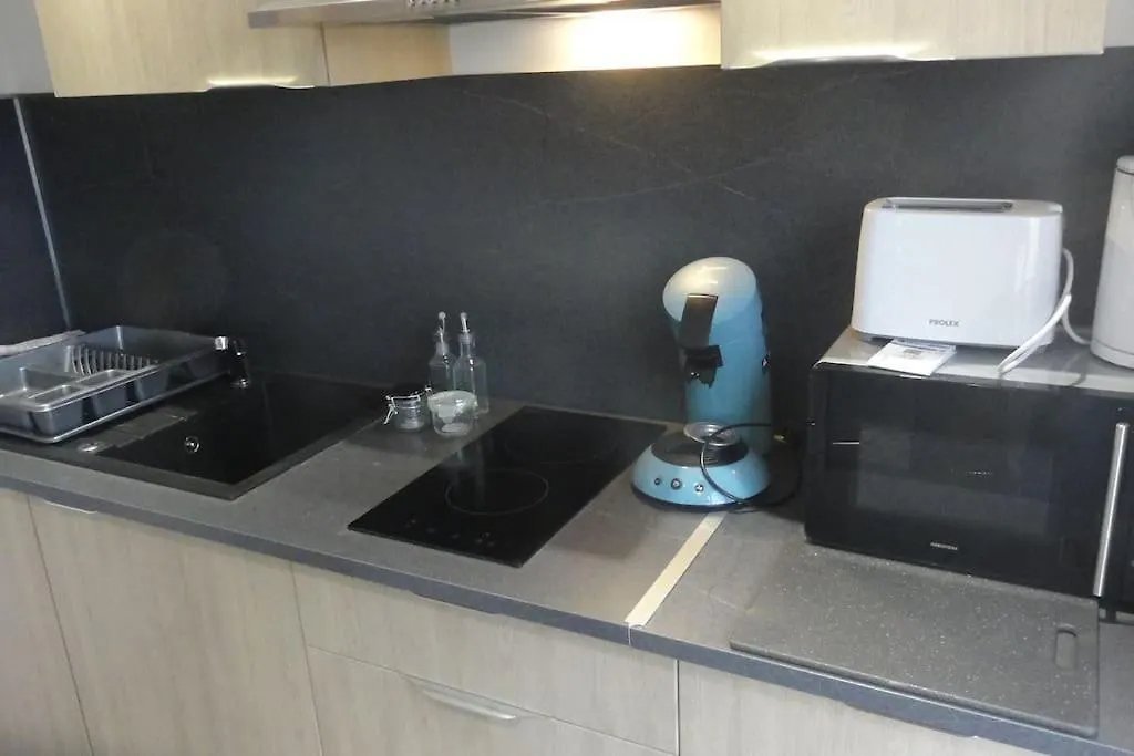 Le Belvedere Dernier Etage Avec Terrasse Wifi Fibre Apartment Tarbes