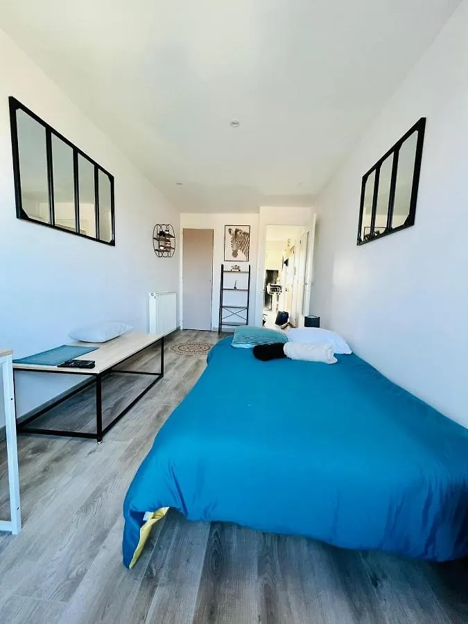 Le Belvedere Dernier Etage Avec Terrasse Wifi Fibre Apartment Tarbes 0*,  France